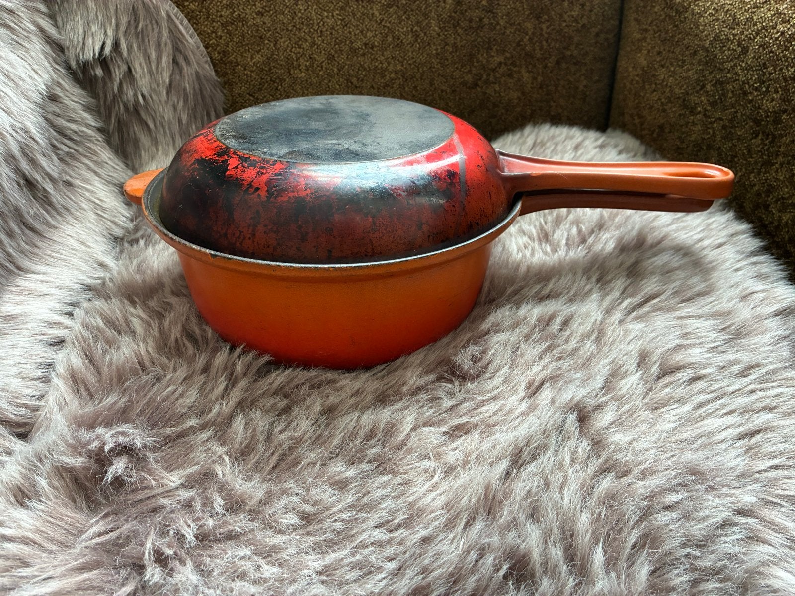 Le Creuset Koekenpan en Kookpan Set - Gietijzer Oranje, Gebruikt, Gietijzer, Ophalen of Verzenden, Le Creuset