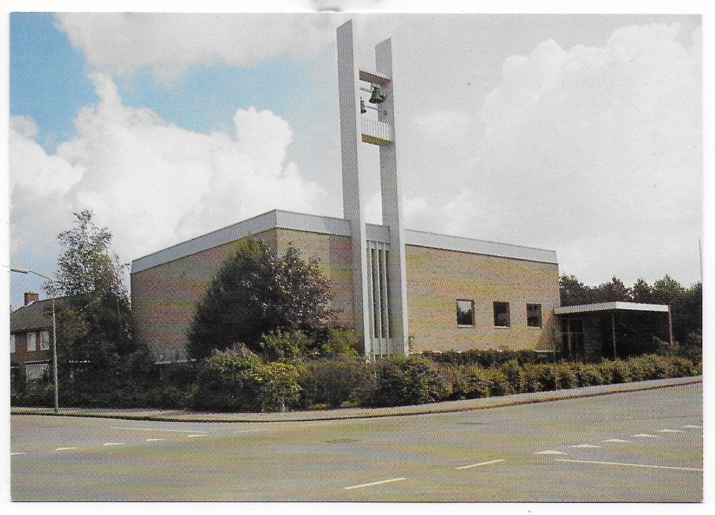 Nijkerk Kerk De Goede Herder Ongelopen Ansichtkaart B4949, Ophalen of Verzenden, 1980 tot heden, Gelopen