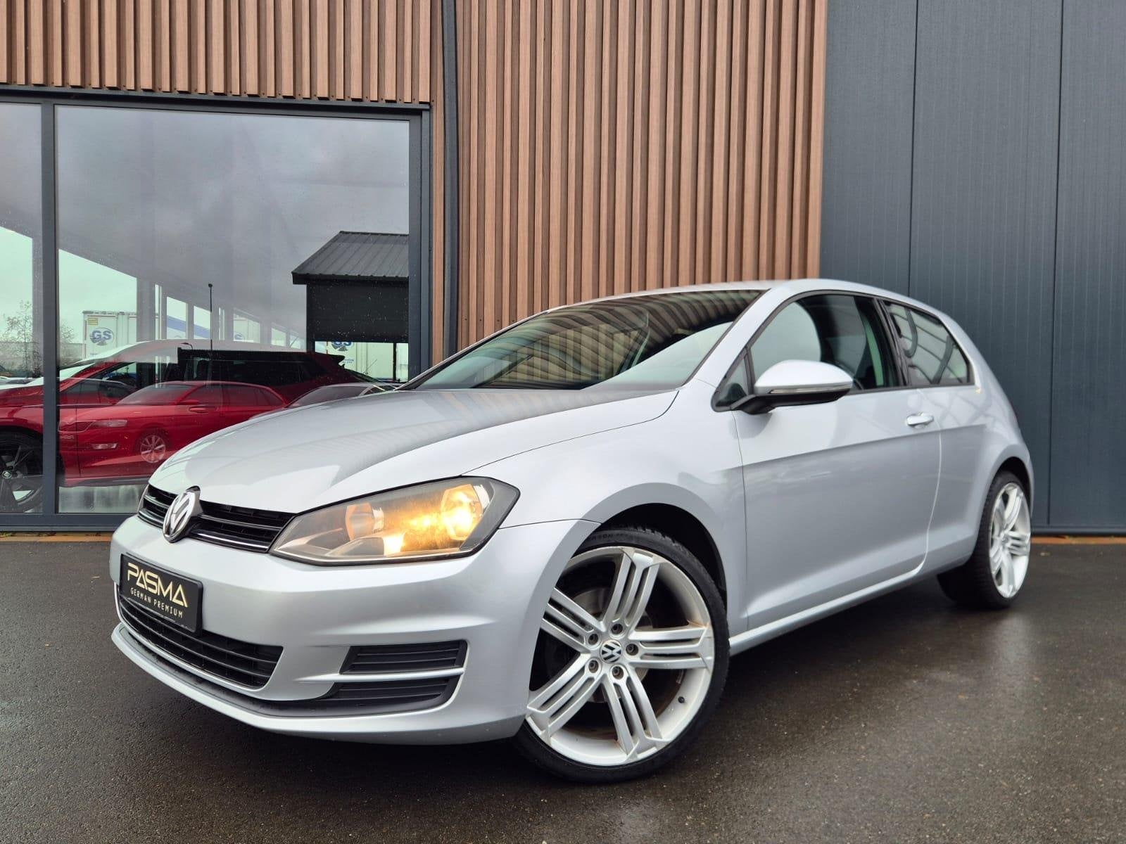 Volkswagen Golf 1.2 TSI | Airco | 19 inch | Elek.ramen | Net, Voorwielaandrijving, Euro 5, Gebruikt, Zwart