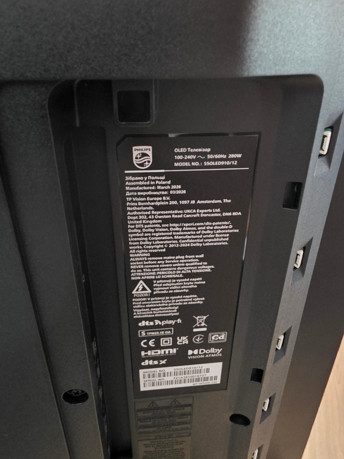 Foto 4 van Zeer mooie  Philips 55OLED+910 4zijdig Ambilight, 2026!