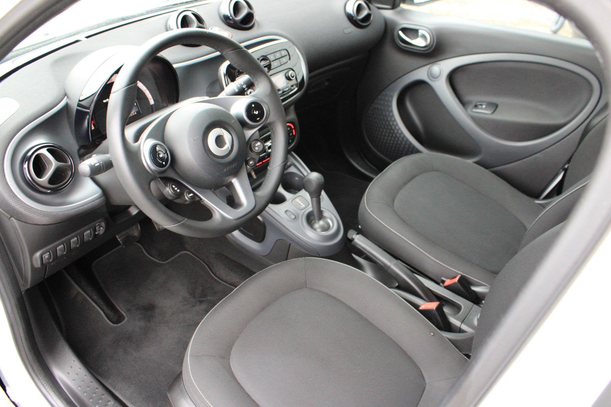 Smart ForFour 1.0 Turbo Passion 1e Eigenaar | Dealer Onderho, Auto's, Automaat, 4 stoelen, Wit, Origineel Nederlands