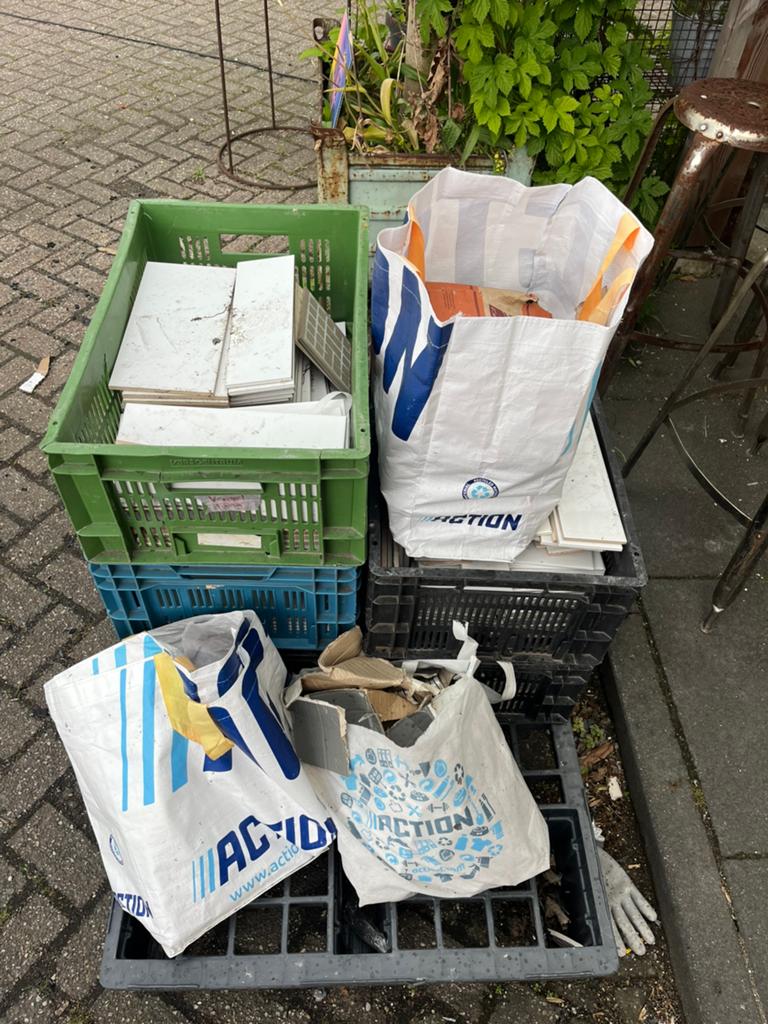 Tegels gratis afhalen, Ophalen, 60 cm of meer, Keramiek, Zo goed als nieuw