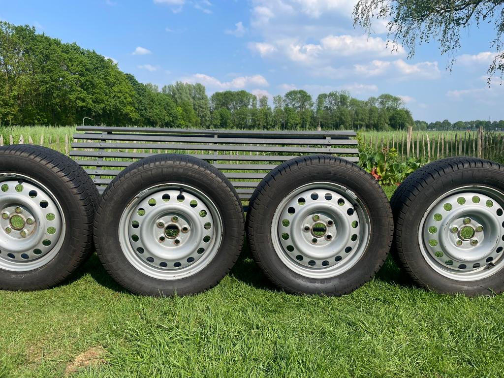 Velgen met Michelin banden – goed profiel – 215/60 R16C, Ophalen, 16 inch, Banden en Velgen, All Season