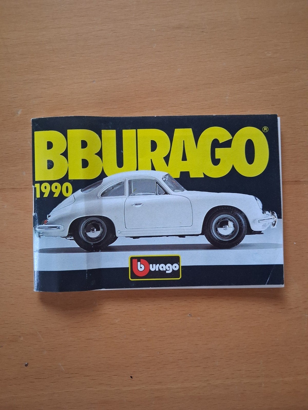 Burago Catalogus 1990 - Modelauto's, Boeken, Ophalen of Verzenden, Gelezen, Algemeen, Burago
