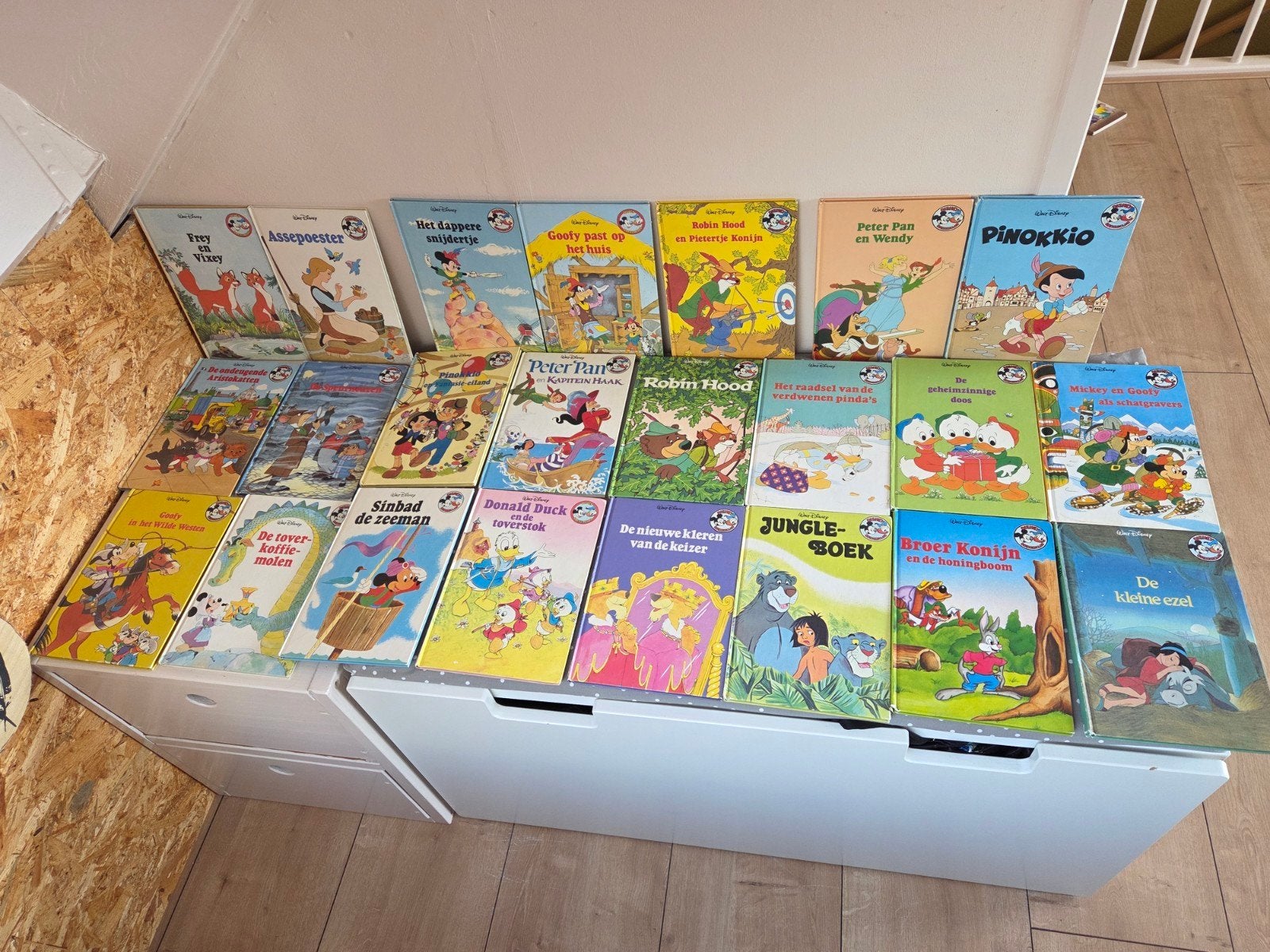 Disney Boekenclub boeken jaren '70/'80 (23 stuks), Ophalen of Verzenden, Gelezen, Sprookjes