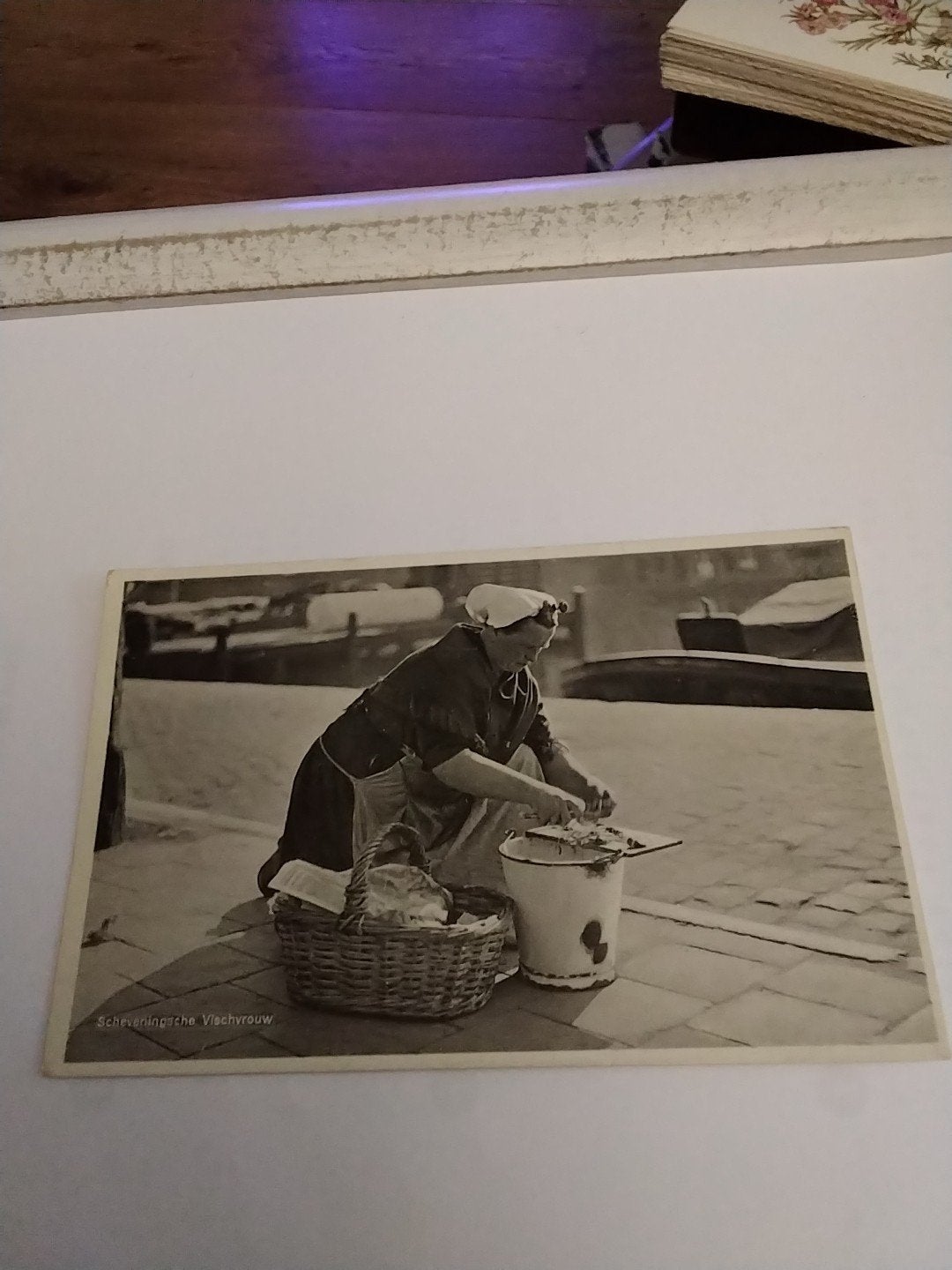 Oude Ansichtkaart Scheveningse Vischvrouw - Gelopen 1953, Ophalen of Verzenden, 1940 tot 1960, Gelopen, Utrecht