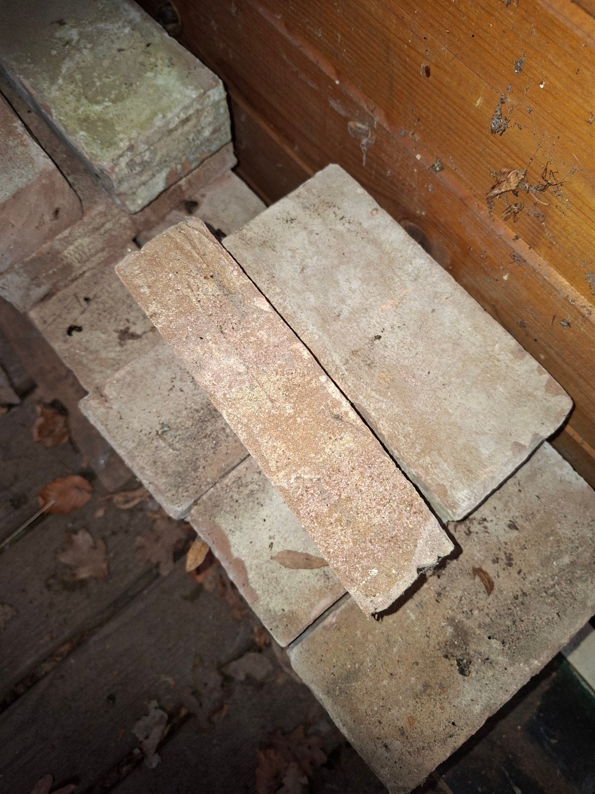 Diverse stenen en klinkers - ca. 120 stuks, Tuin en Terras, Ophalen