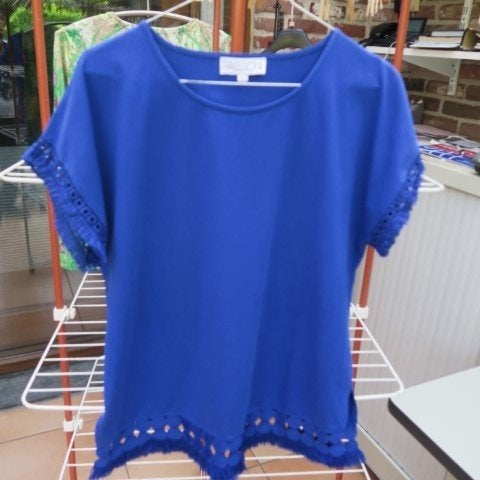 Blouse blauw detail onderaan Passioni mt L, Kleding | Dames, Blouses en Tunieken, Passioni, Blauw, Maat 42/44 (L), Nieuw