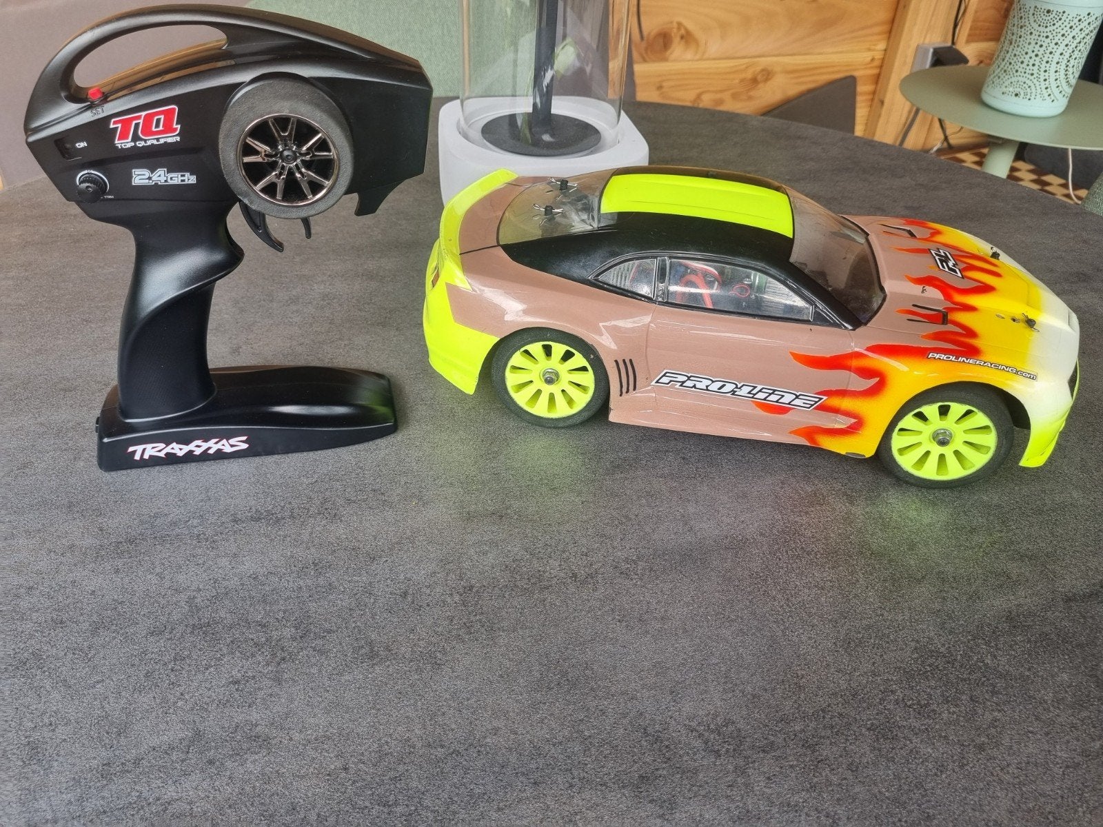 Traxxas 4x4 Custom street racer, Ophalen