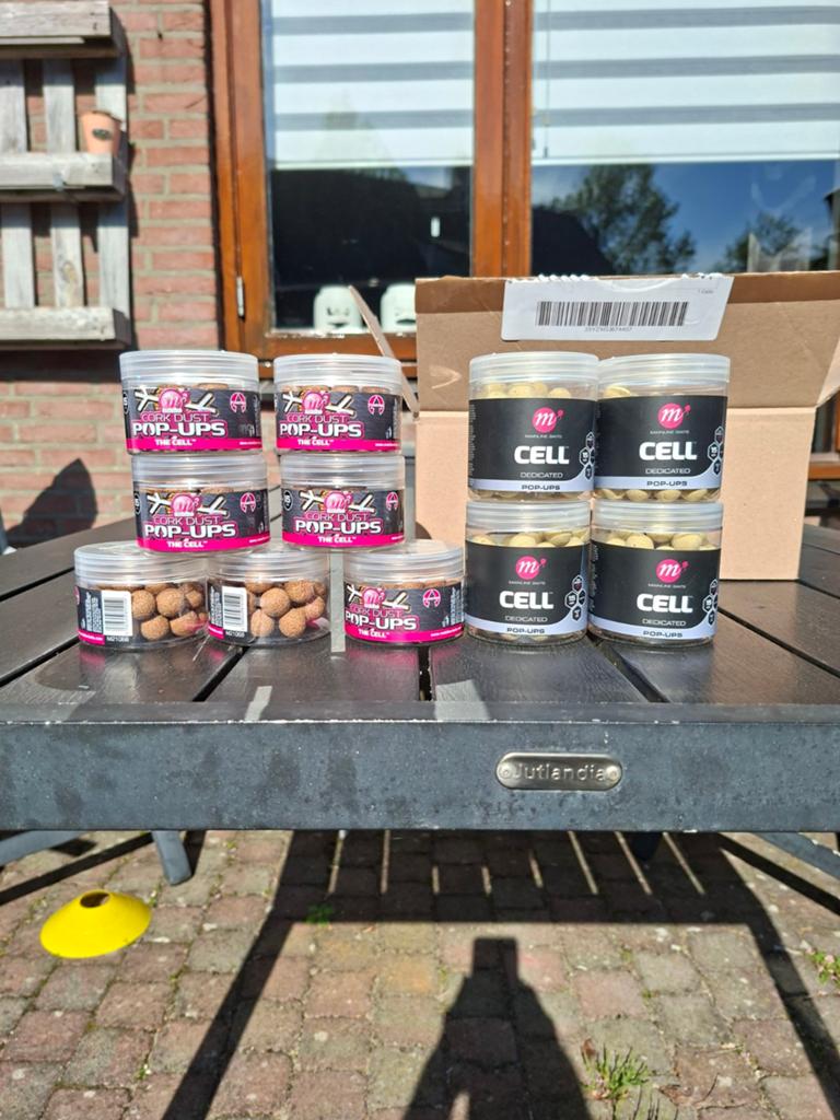 *** 11 potjes Mainline Cell popups 15mm ***, Watersport en Boten, Hengelsport | Karpervissen, Ophalen of Verzenden, Overige typen