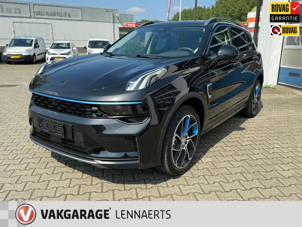 Lynk & Co 01 1.5 PHEV HYBRID 261 PK 6.6kw lader (BOVAG/RIJKL, 12 maanden, Stof, Gebruikt, Zwart