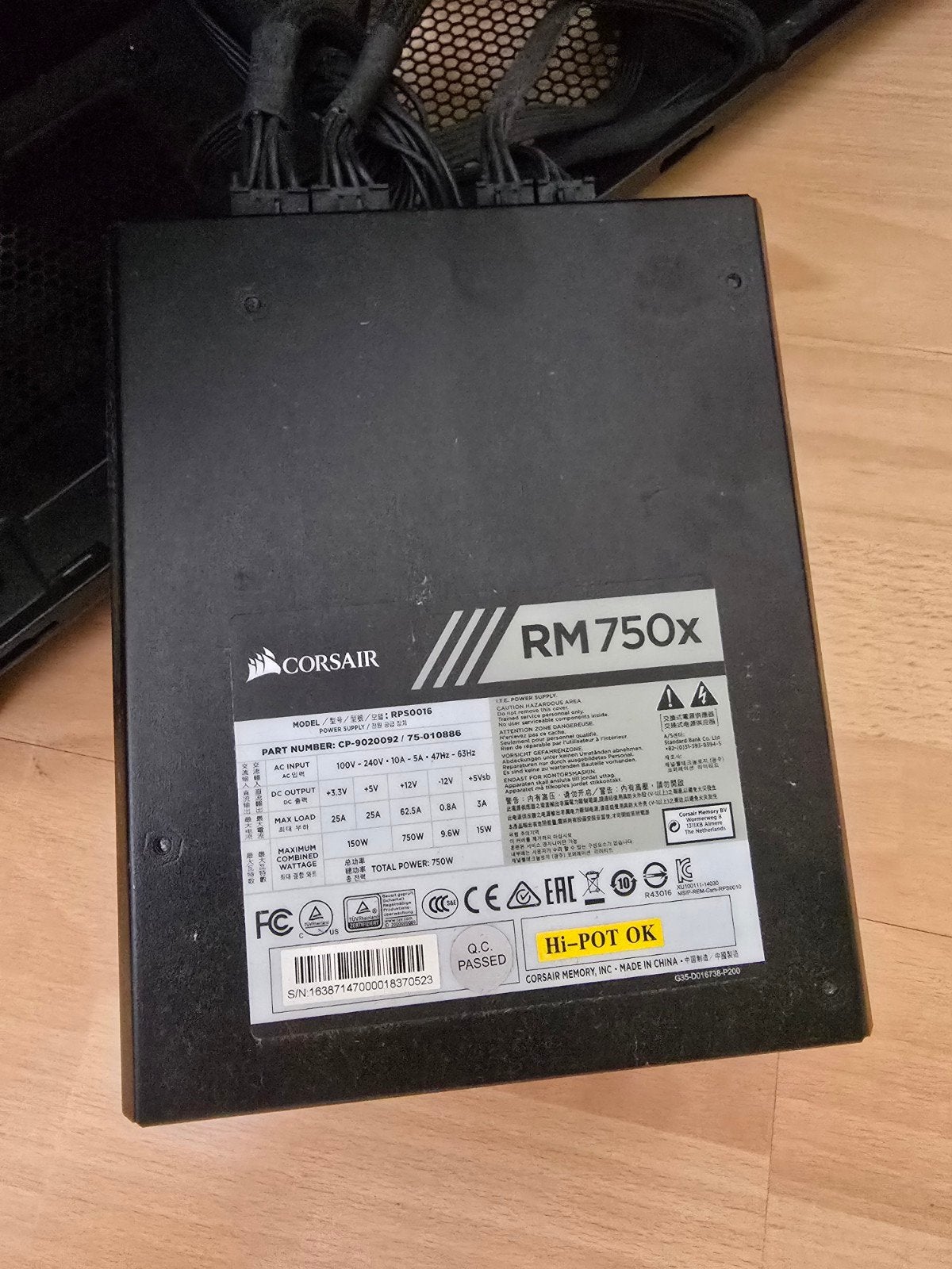 Corsair RM750x Voeding - 750W Modulair, Computers en Software, Interne voedingen, Ophalen, Gebruikt