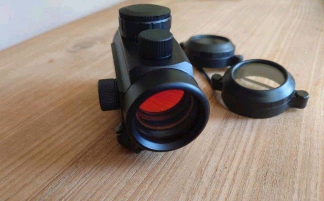 Red Dot, met 11 sterkte standen, in luxe aluminium behuizing, Ophalen of Verzenden, Zo goed als nieuw