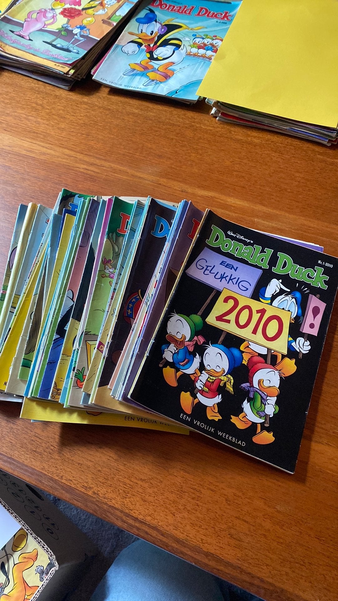 Donald duck jaargang 2010, Meerdere stripboeken, Ophalen of Verzenden, Gelezen