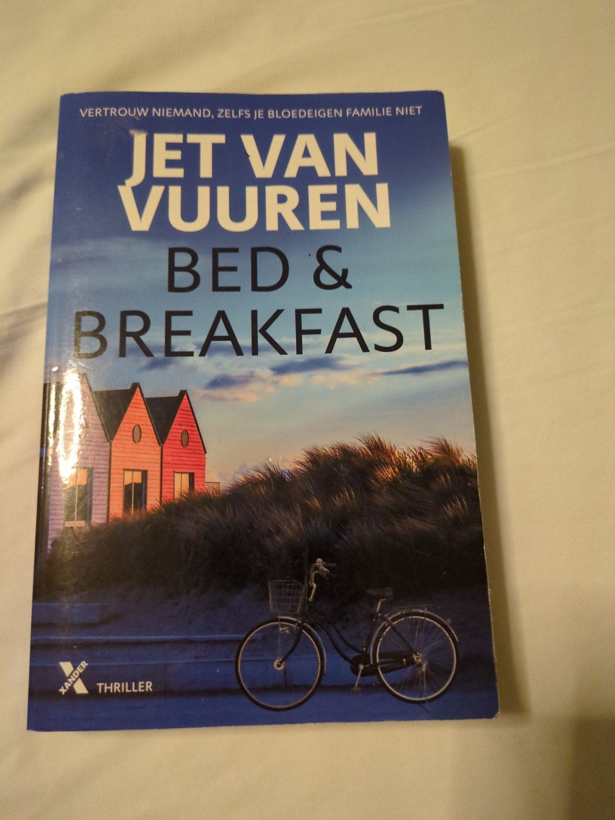 Jet van Vuuren: Bed en Breakfast, Ophalen of Verzenden, Zo goed als nieuw