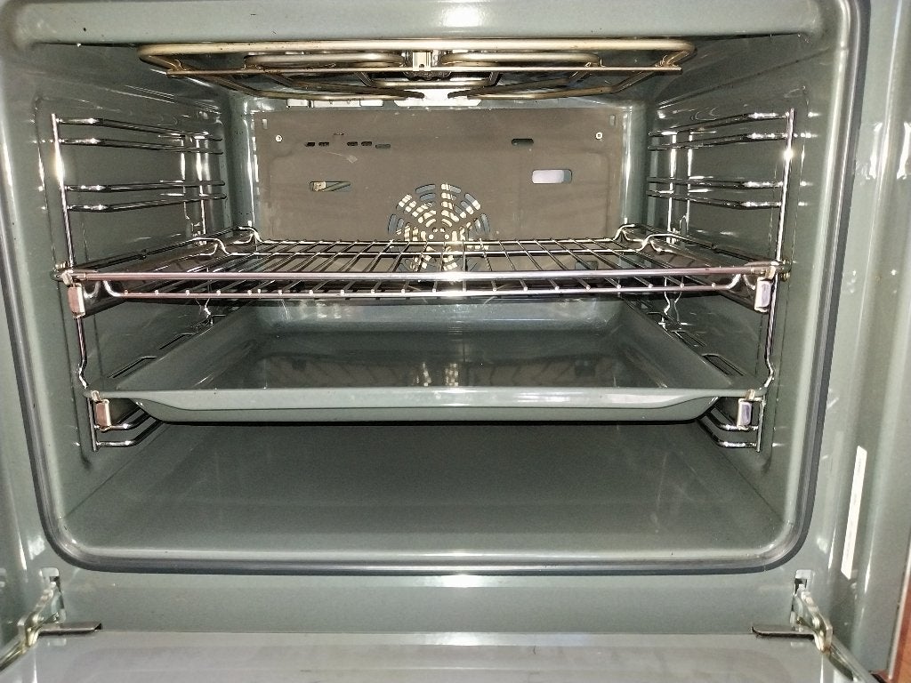 Bosch keramisch fornuis met oven vrijwel nieuw, Witgoed en Apparatuur, Ophalen, Keramisch, 4 kookzones, Zo goed als nieuw