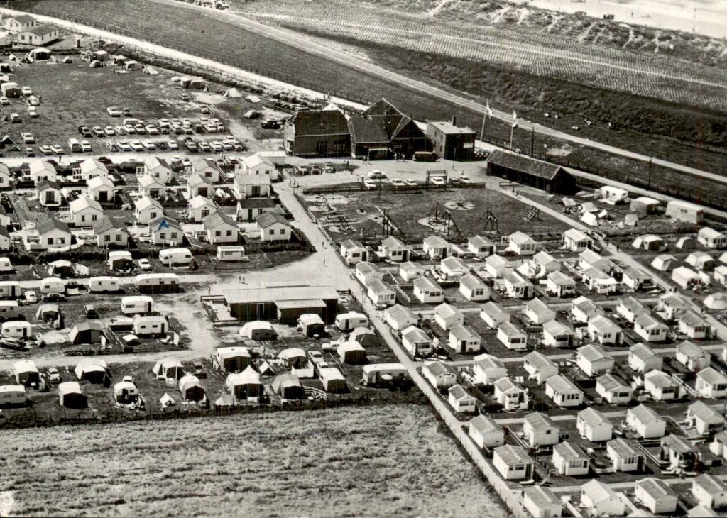 s-Gravenzande - Camping Vlugtenburg - Luchtfoto, Ophalen of Verzenden, 1960 tot 1980, Gelopen, Zuid-Holland