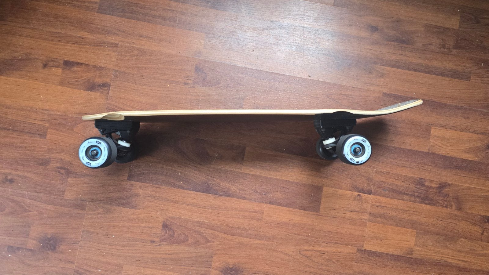nikx board, Sport en Fitness, Ophalen of Verzenden, Zo goed als nieuw, Skateboard, Longboard
