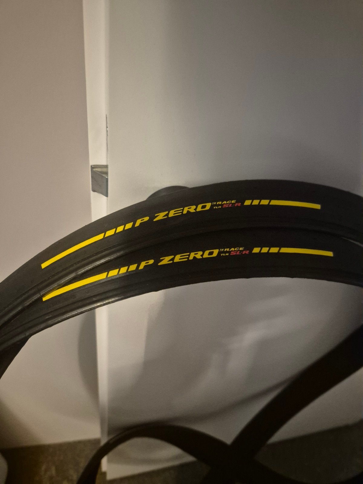 Pirelli P Zero Race TLR SL-R racefietsbanden 28mm (2 stuks), Ophalen of Verzenden, Zo goed als nieuw