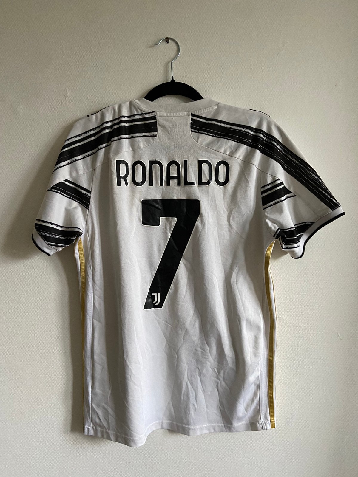 Origineel Juventus 21/22 Ronaldo M thuisshirt, Sport en Fitness, Voetbal, Maat M, Ophalen of Verzenden, Zo goed als nieuw, Shirt