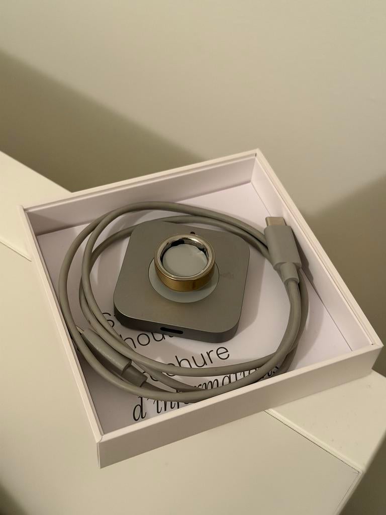 Oura ring 4 maat 8, Sieraden, Tassen en Uiterlijk, Activity trackers, Verzenden, Gebruikt, Zwart, Android