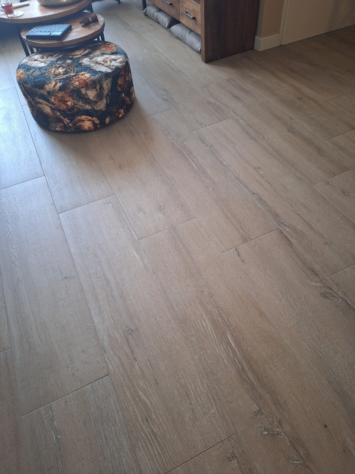 Ruim 30st Italiaanse keramische tegels houtmotief 120cmx30cm, 60 cm of meer, Keramiek, Nieuw, Ophalen of Verzenden
