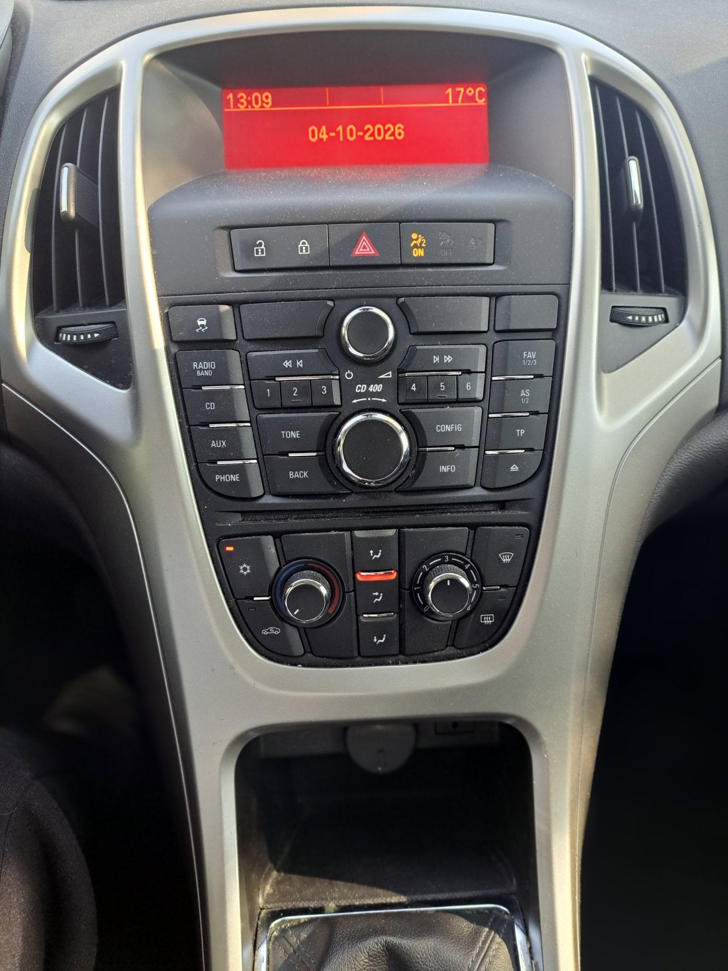 Foto 16 van Opel Astra 1.4 Edition nederlands geleverd 5 deurs airco
