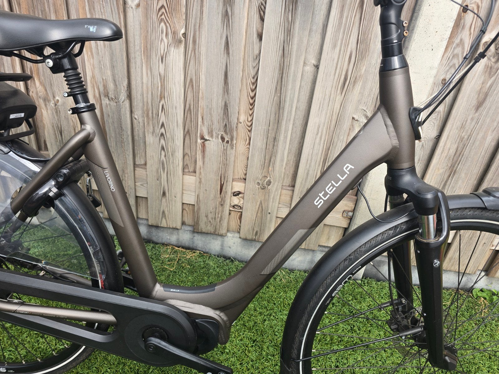 Foto 18 van Prachtige Stella Livorno StoneGrey MDS Superior M 500W ZGAN!