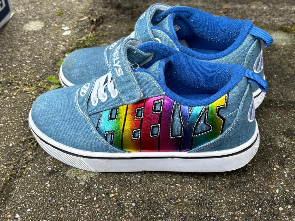 Heelys rolschoenen maat 34, zo goed als nieuw, Ophalen of Verzenden, Zo goed als nieuw, Kinderen