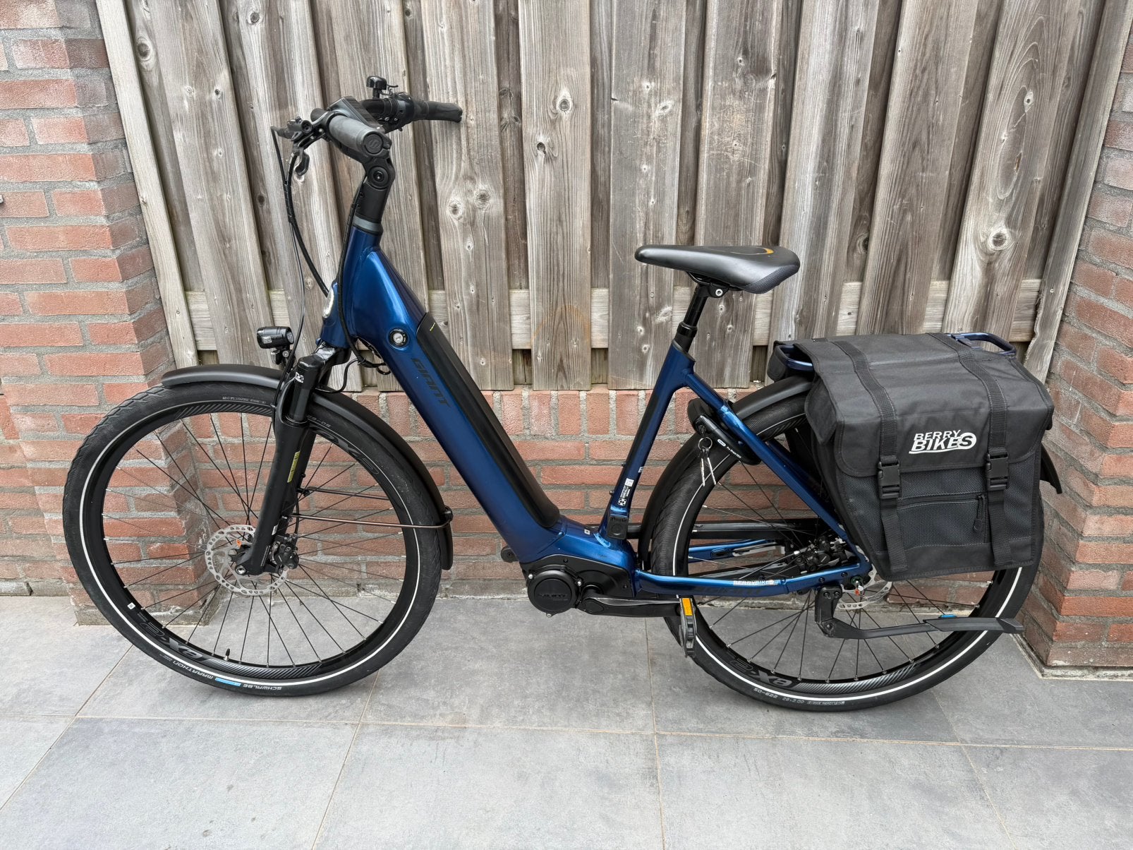 Giant Dailytour E+1 Elektrische fiets Accu 625Wh ZGAN!, 51 tot 55 cm, Ophalen, Zo goed als nieuw, Giant