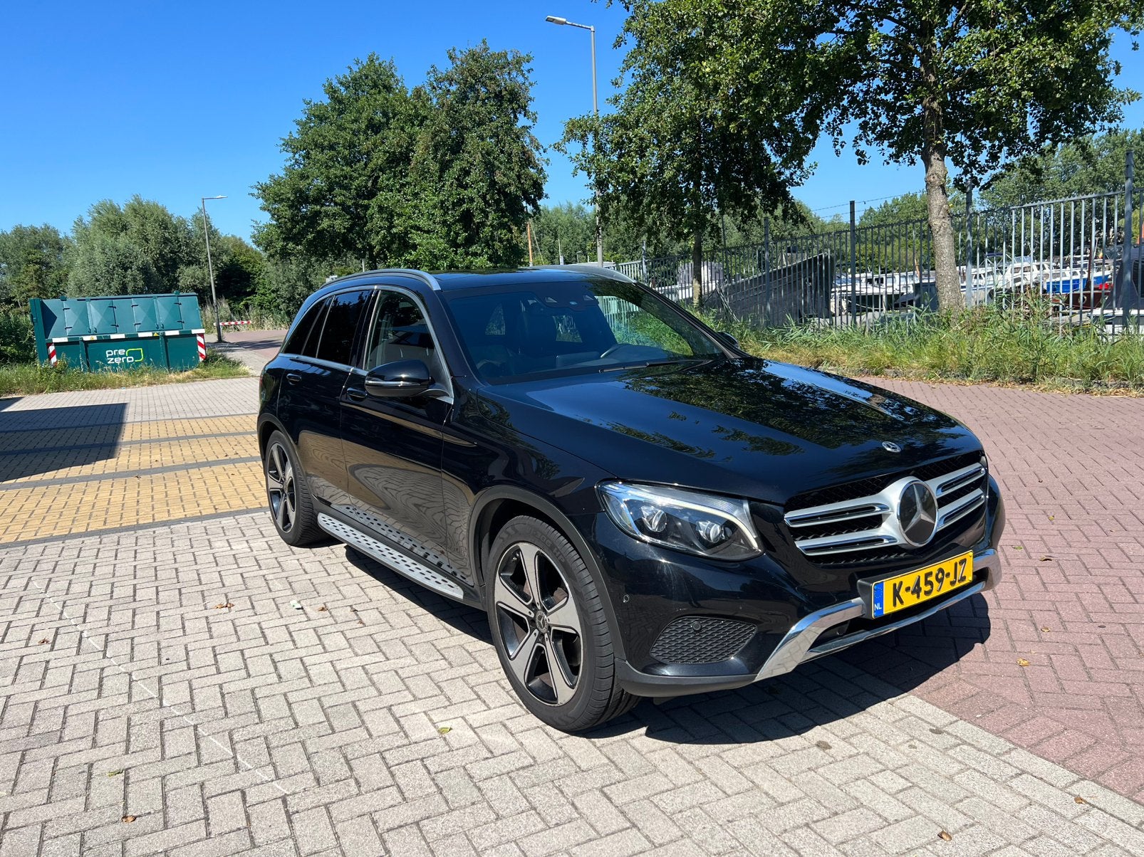 Mercedes-Benz GLC 250 d 204pk 4MATIC 9G-TRONIC 2017 Zwart, Auto's, Automaat, Zwart, 2500 kg, Zwart
