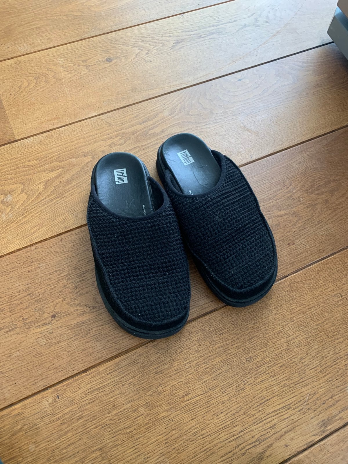 Fitflop zwarte slippers/muiltjes maat 38 nieuw staat, Kleding | Dames, Schoenen, Slippers, Zwart, Ophalen of Verzenden, Zo goed als nieuw