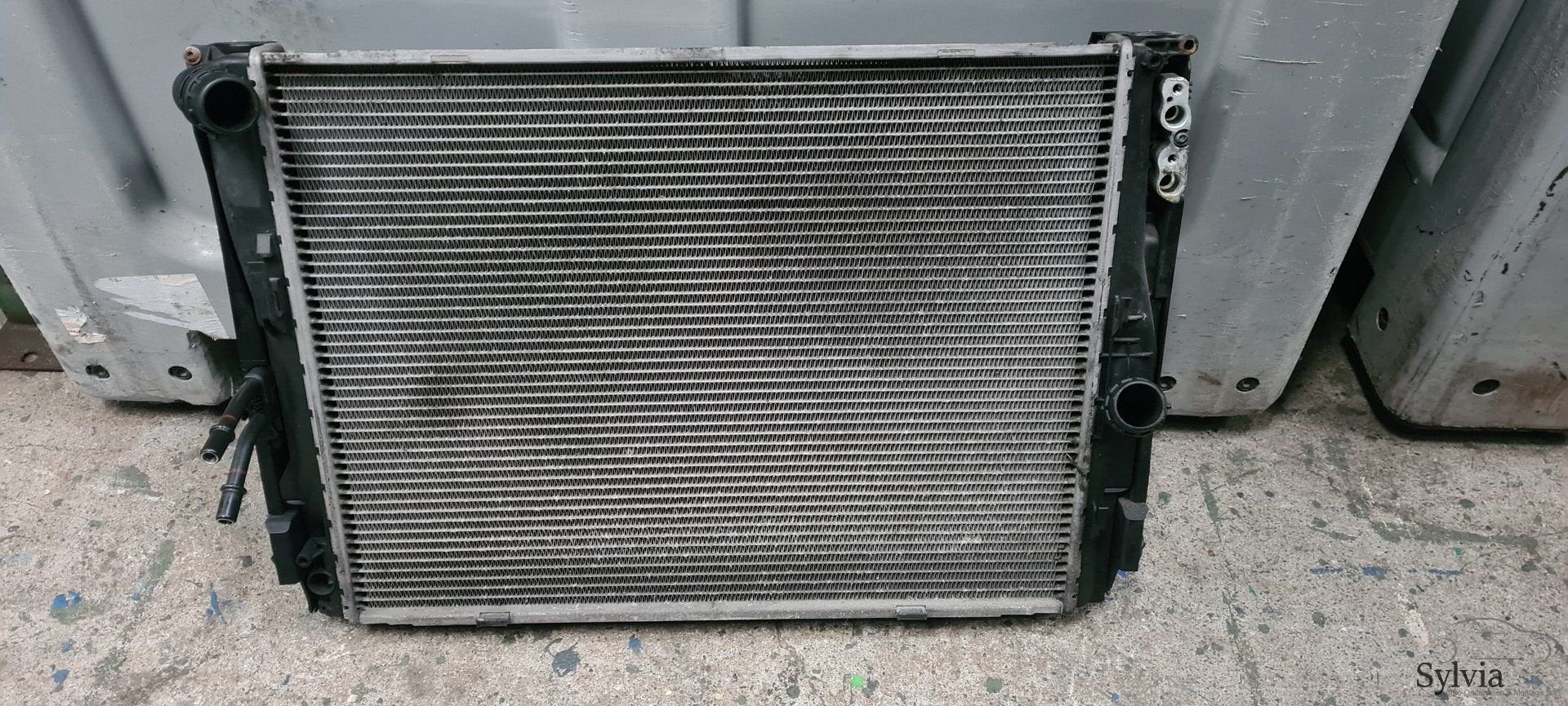 Koelerpakket  Radiateur BMW 1 / 3 serie E81 E82 E87 E88 E90, Gebruikt, -, -, Ophalen of Verzenden