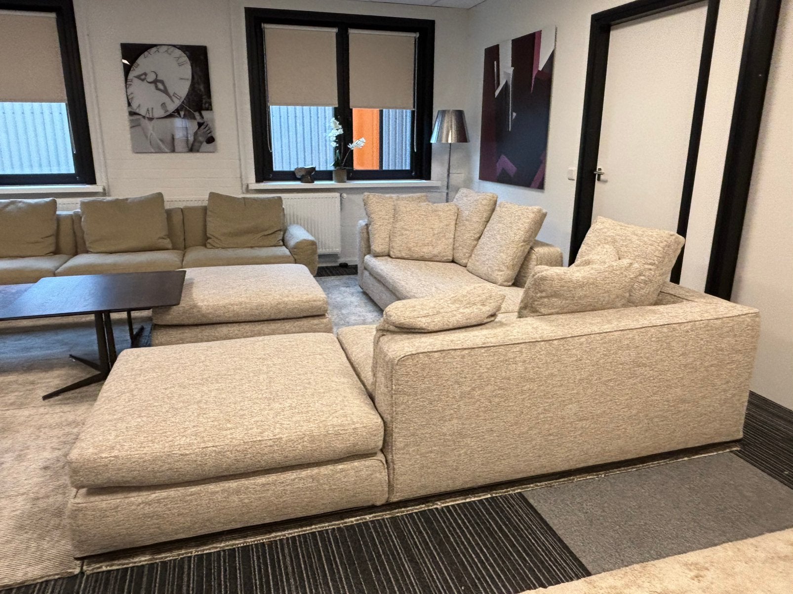 Minotti Powell modulaire bankdelen + pouf stof G LP 21.380,-, Huis en Inrichting, Banken | Voetenbanken en Poefen, 125 cm of meer