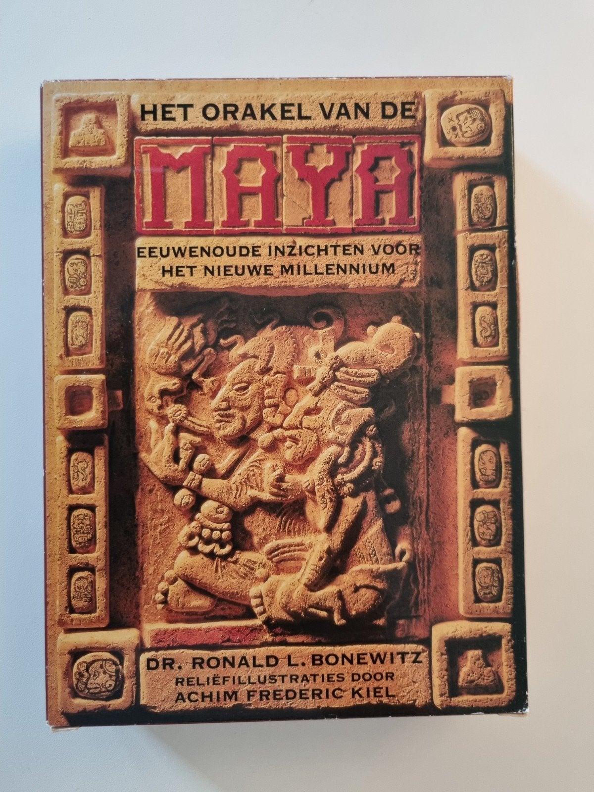Het Orakel van de Maya - Eeuwenoude Inzichten, Ophalen of Verzenden, Zo goed als nieuw, Dr. Ronald L. Bonewitz