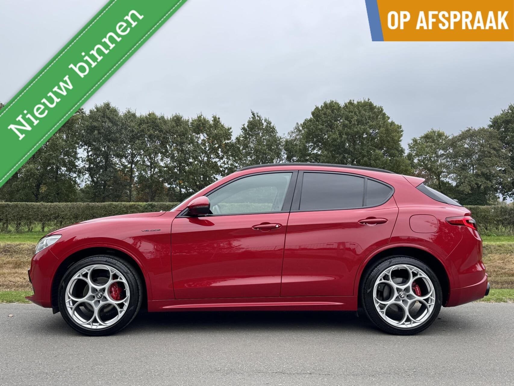 Alfa Romeo Stelvio 2.0t Q4 Veloce, echte Alfa combinatie!, Automaat, 4 cilinders, 1655 kg, Leder