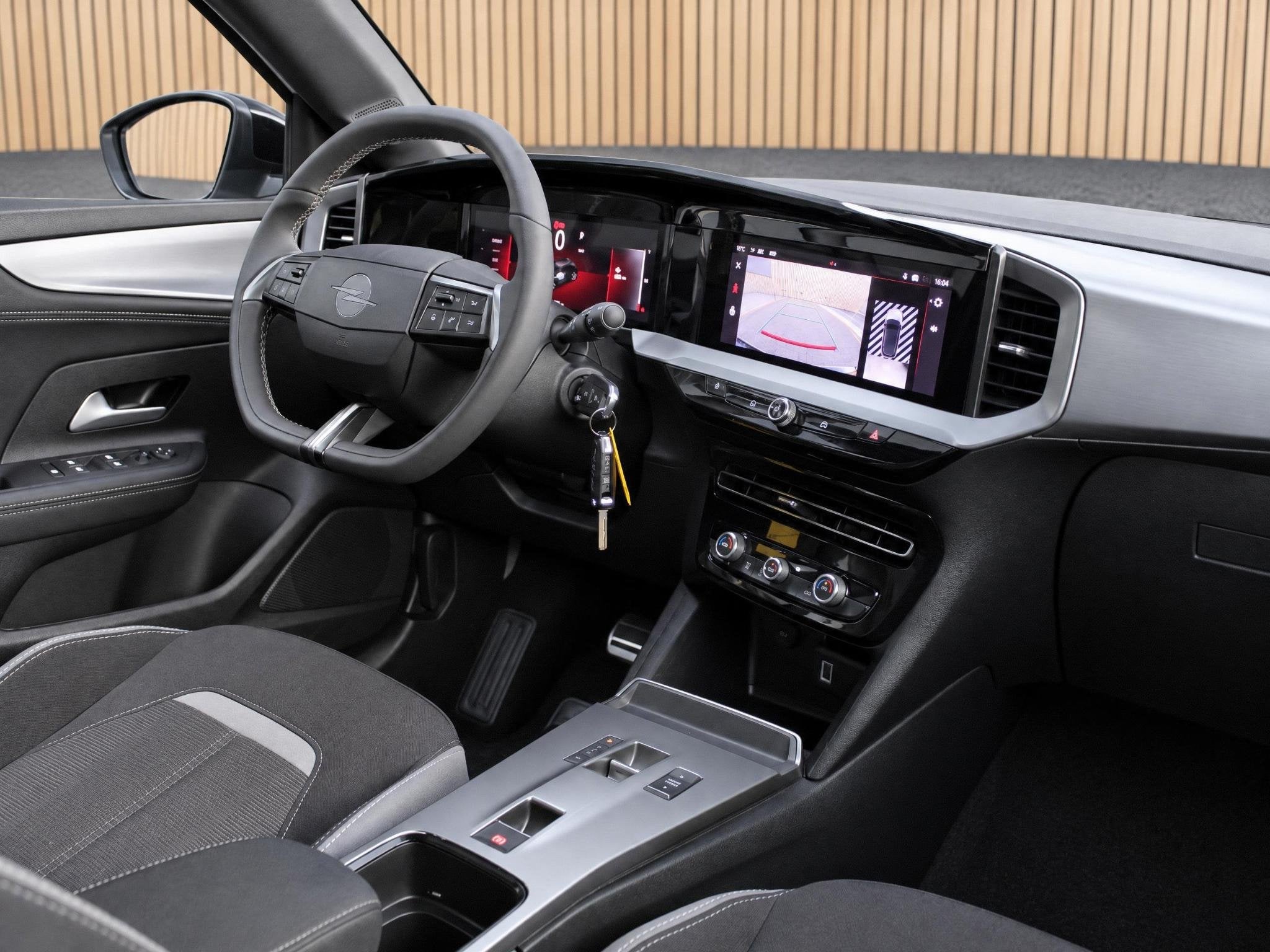 Opel Mokka 1.2 Turbo Hybrid GS Automaat | Camera/Climate/Car, Gebruikt, 1199 cc, Wit, Hybride Elektrisch/Benzine