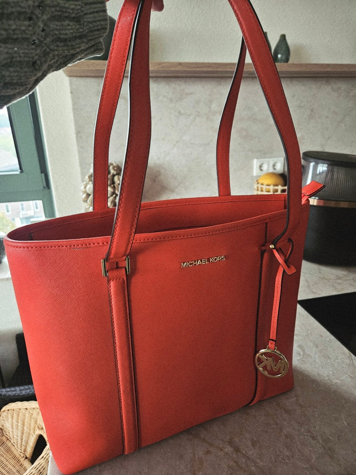 Michael Kors schoudertas oranje, 40 tot 60 cm, Oranje, Nieuw, Minder dan 35 cm