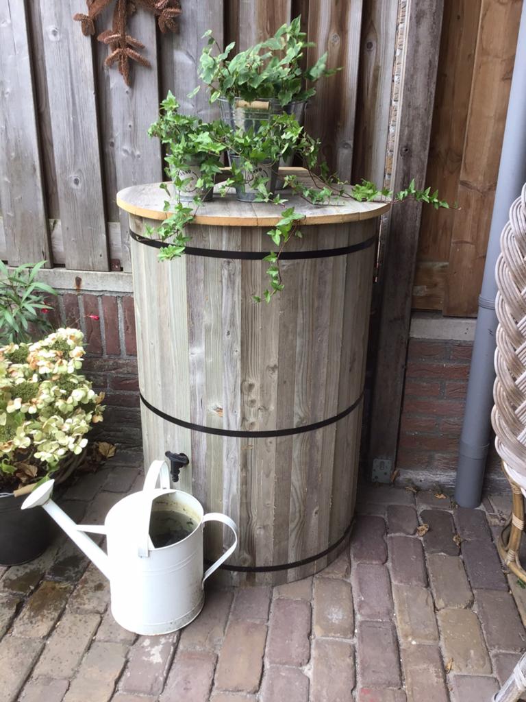 Handgemaakte regenton van gebruikt hout, Tuin en Terras, Regentonnen, 150 liter of meer, Ophalen, Nieuw, Hout