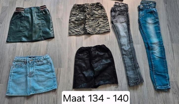 Pakket maat 134 - 140
Verschillende merken, Kinderen en Baby's, Ophalen of Verzenden, Zo goed als nieuw, Maat 134