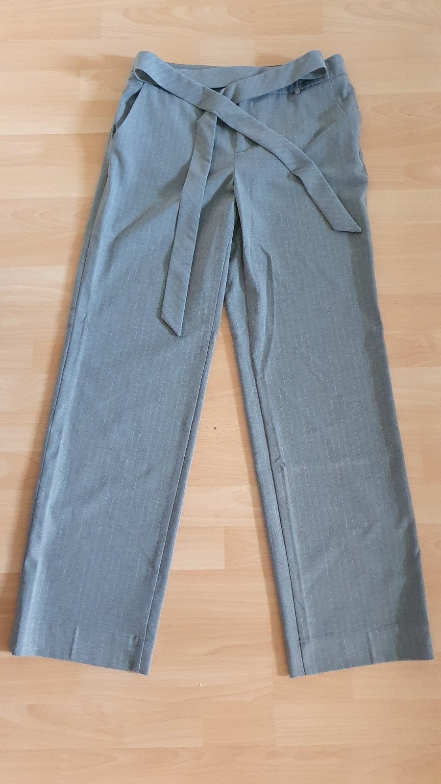 Dames pantalon /nette broek grijs krijtstreep Esprit maat 38, H&M, Zo goed als nieuw, Ophalen, Maat 38/40 (M)