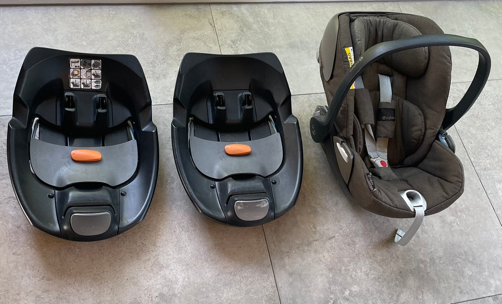 Cybex baby-autostoel + 2 ISOFIX-bases – compleet pakket, Ophalen, Zo goed als nieuw, Overige merken, Isofix