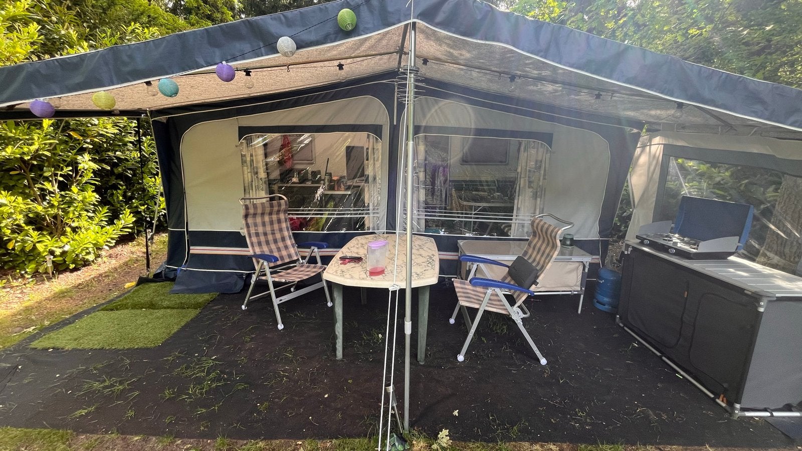 Hobby Excellent Caravan met complete voortent en luifel, Caravans en Kamperen, Caravans, Rondzit, Hobby, Frans bed, Schokbreker
