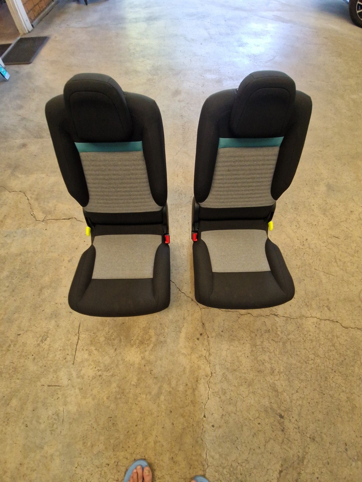 2x Stoelen Berlingo/Rifter/Combo/ProAce, Auto-onderdelen, Ophalen