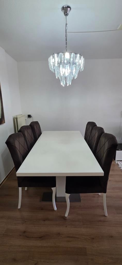 Elegante eettafel met 6 stoelen - Zo goed als nieuw, Huis en Inrichting, Tafels | Eettafels, Ophalen, Overige materialen, 50 tot 100 cm