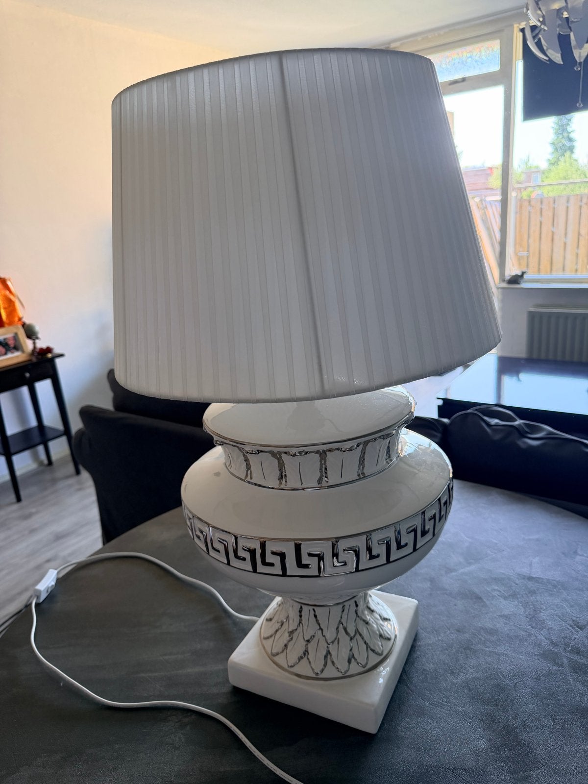 Witte Tafellamp met patroon, Ophalen, Keramiek, Wit, E27 (groot)
