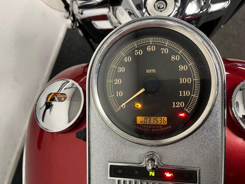 ⭐️⭐Harley-Davidson ROAD KING CLASSIC (2004)⭐️⭐, 2 cilinders, Harley-Davidson, Motorrijbewijs A, Bedrijf