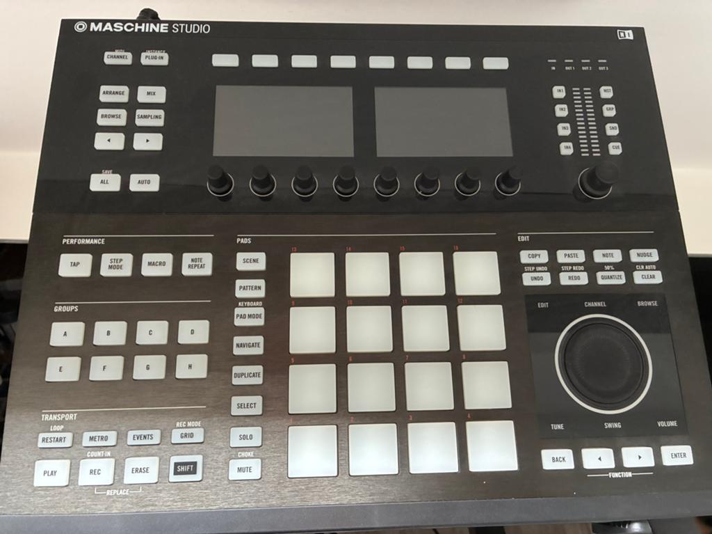 Native Instruments Maschine Studio MIDI Controller, Overige merken, Zo goed als nieuw, Met midi-aansluiting, Overige aantallen