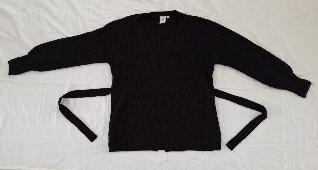 Ichi, zwart gebreid vest met ceintuur., Zwart, Ophalen of Verzenden, Zo goed als nieuw, Maat 36 (S)