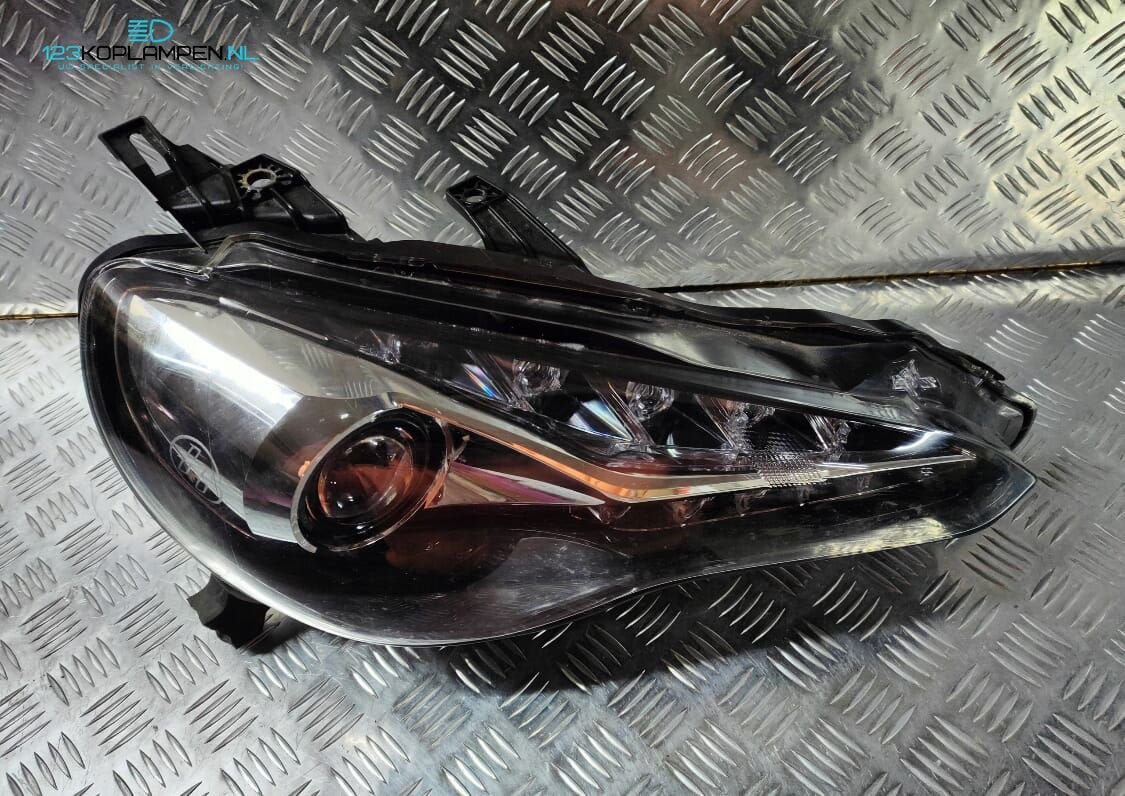 Toyota GT 86 Subaru BRZ Facelift Full Led Koplamp rechts